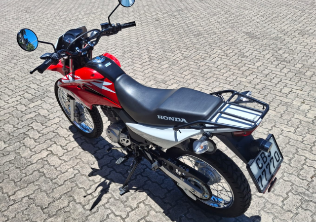 2025 Honda XR 150 Image 3